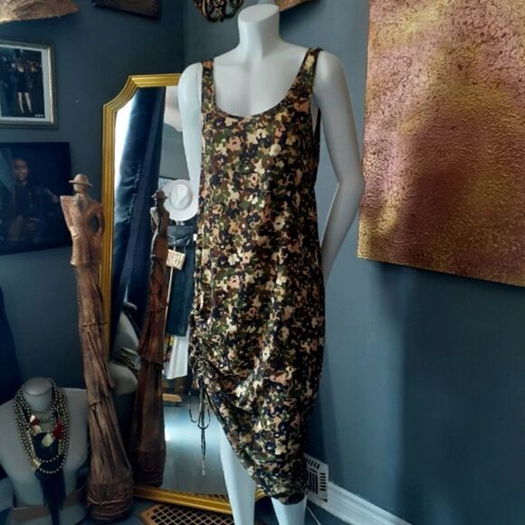 COPY - Zara Camo Print Midi Dress - Picture 1 of 10